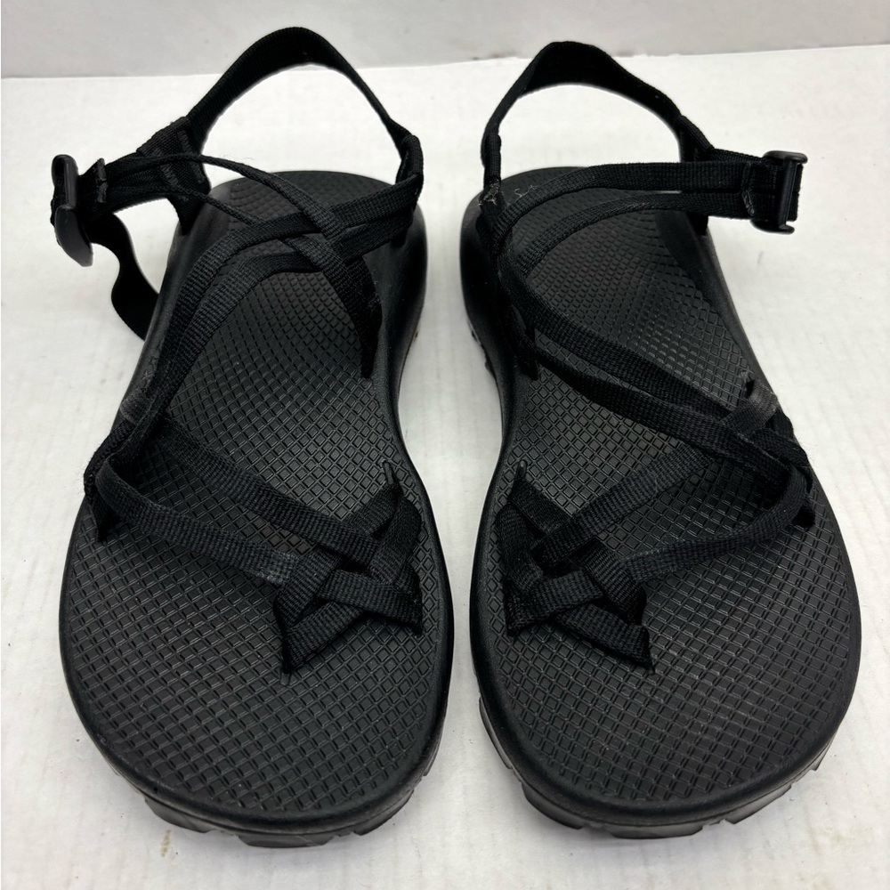 Chaco Black Women's Strappy Outdoor Sandals, SZ 10, box 10